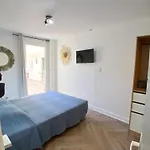 Quai D'azur Hotel 2*