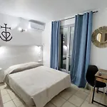 Hotel Quai D'azur 2*