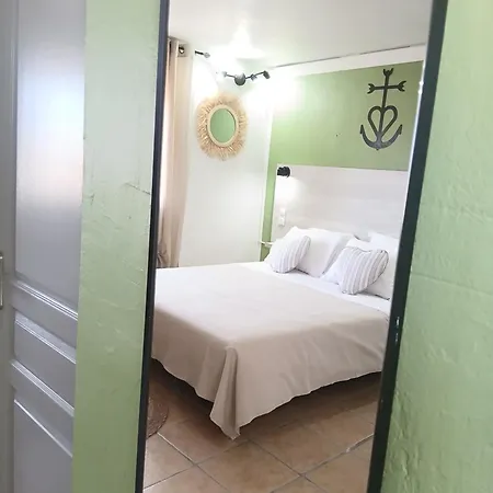 Hotel Quai D'azur