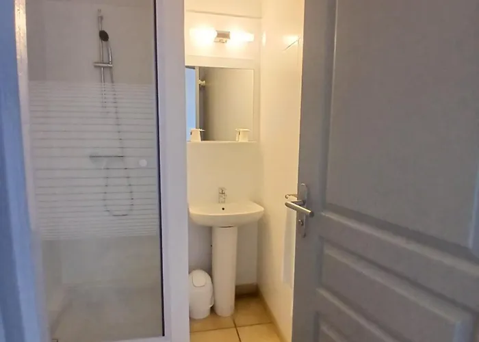 Hotel Quai D'Azur *